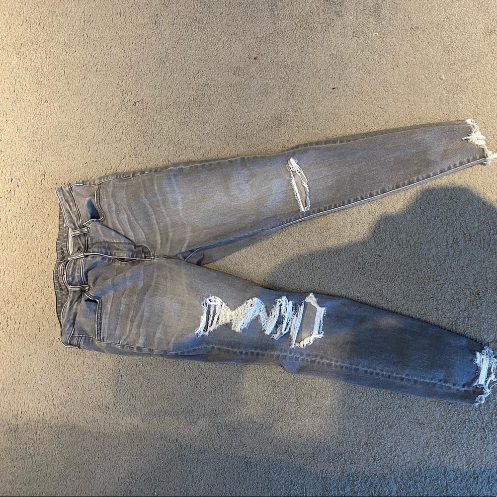 High waisted jeans